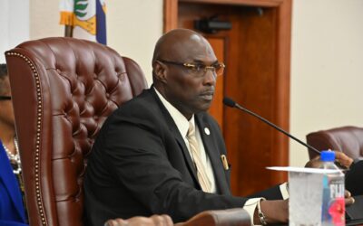 LAWMAKERS APPROVE BUDGET BILLS
