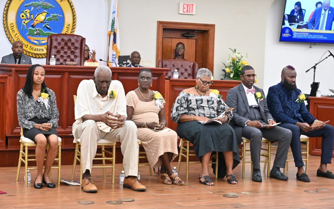 COMMITTEE HOSTS PERMA PLAQUE CEREMONY FOR SEVERAL HONOREES 